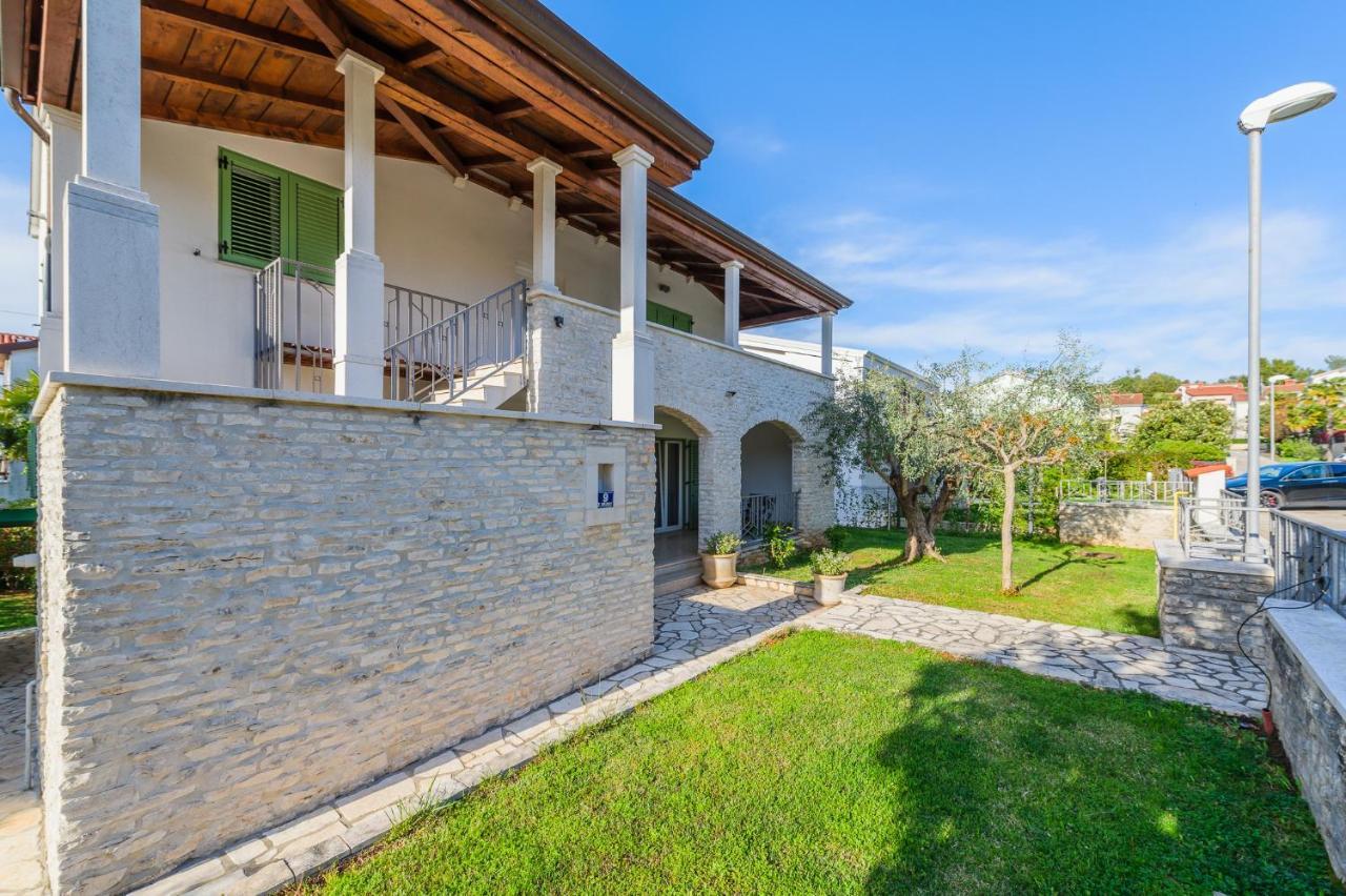 Apartman Inteuro Poreč Exterior foto