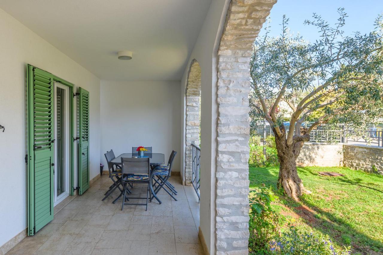 Apartman Inteuro Poreč Exterior foto