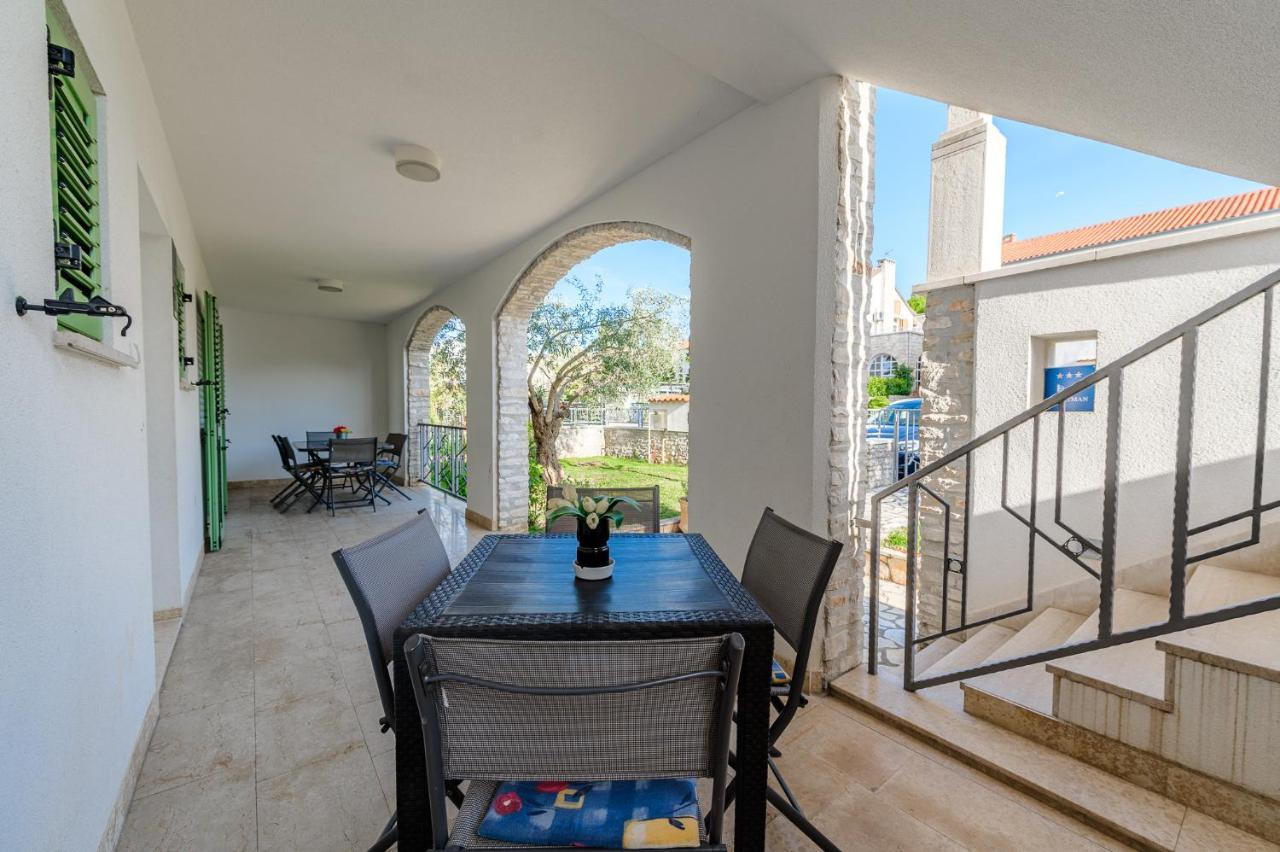 Apartman Inteuro Poreč Exterior foto